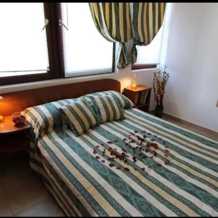 Neo Apartment *